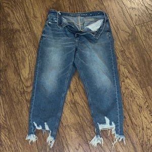 American Eagle Mom Jean